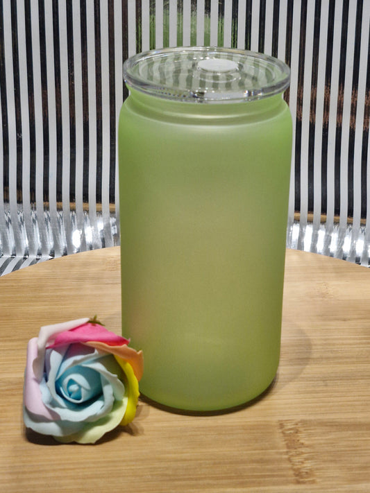 Bunte Kunststoffbecher